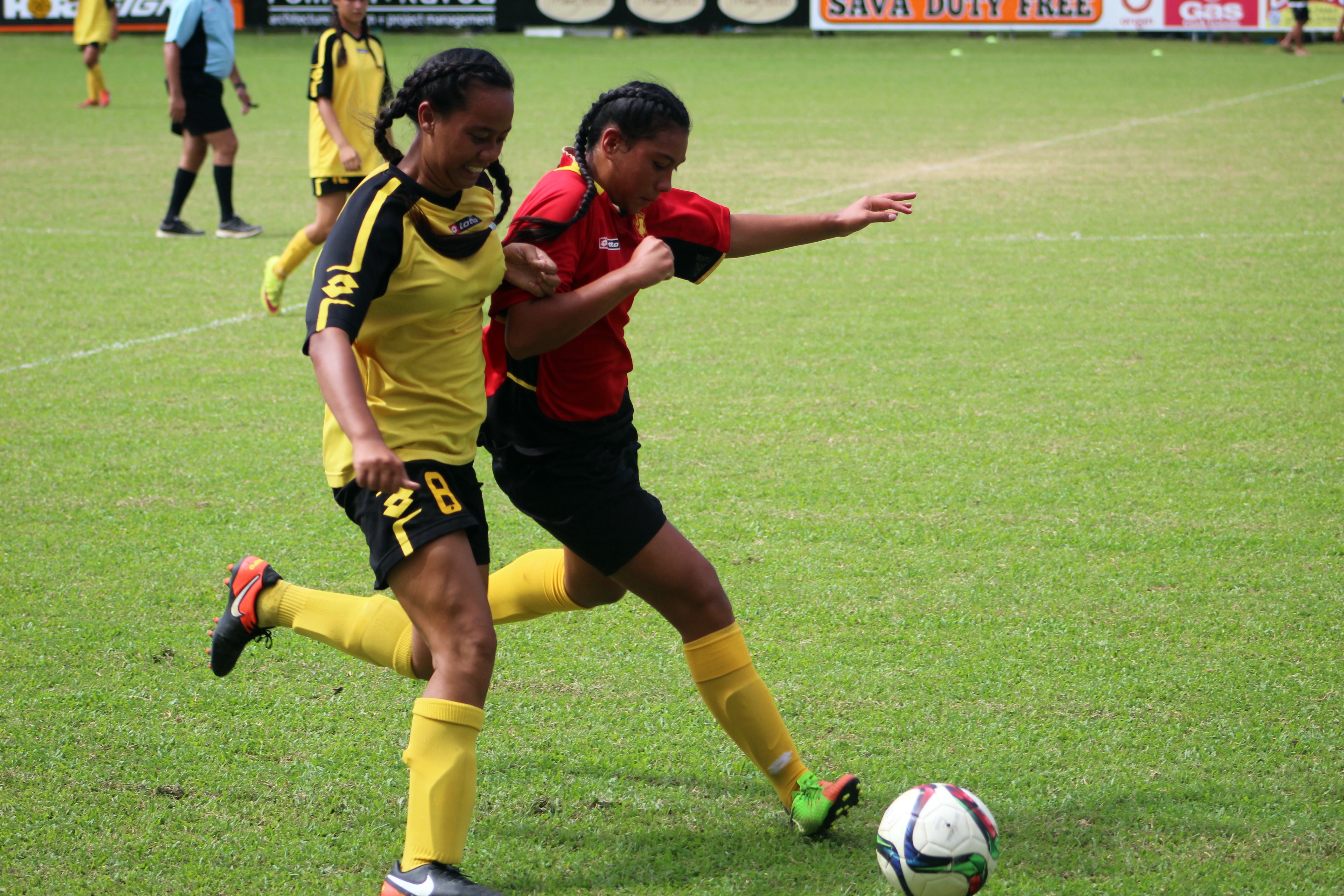 Aitutaki and Ellerslie players contest for the ball